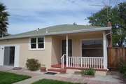 2 bedroom/ 1bath home for rent in EPA 1