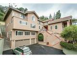 Huge house in Redwood City with incredible roommates (6 Bed/5.5 Bath) 3