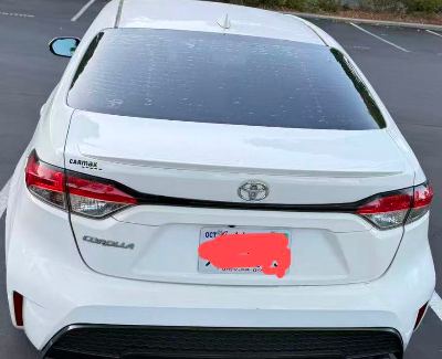 2020 Toyota Corolla SE (CVT) - Excellent Campus Commuter 3