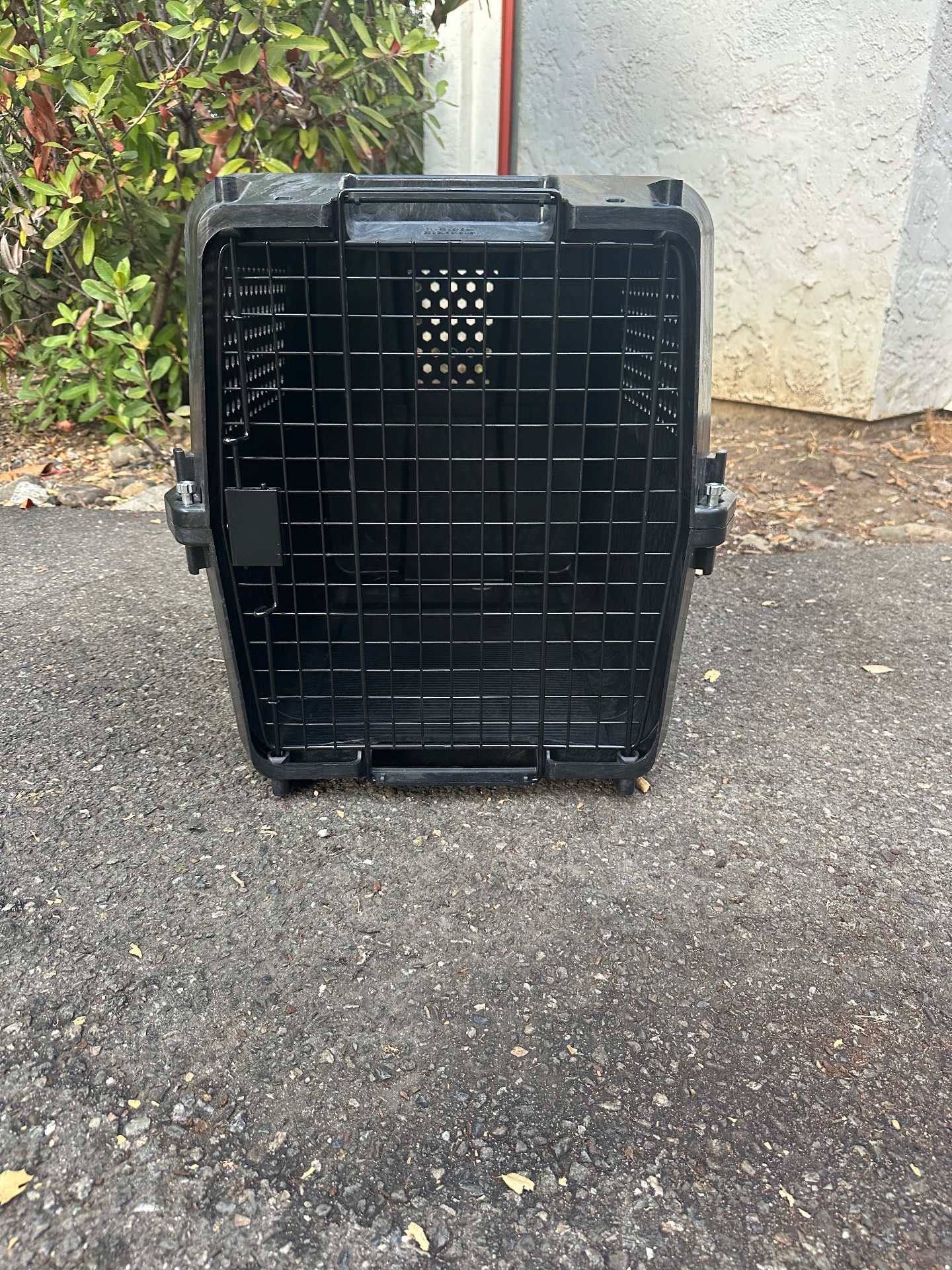 Brand new pet dog crate carrier 28x20.5x21.5 1