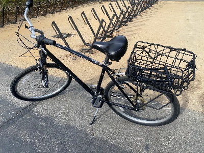 Ready to ride commuter bike with basket 2