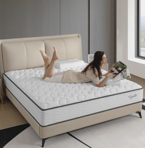 Selling Mattresses: 100$ and 70$ 2