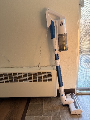 Cordless vacuum 1