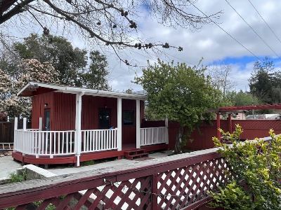 A Courtyard tiny house (庭院小屋) for renting on Sep. 16th in Palo Alto, dog okay 1