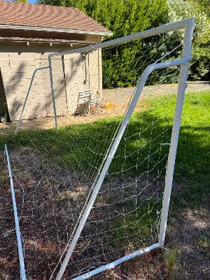 White Metal Soccer Goal (12 Feet X 6 Feet) 4