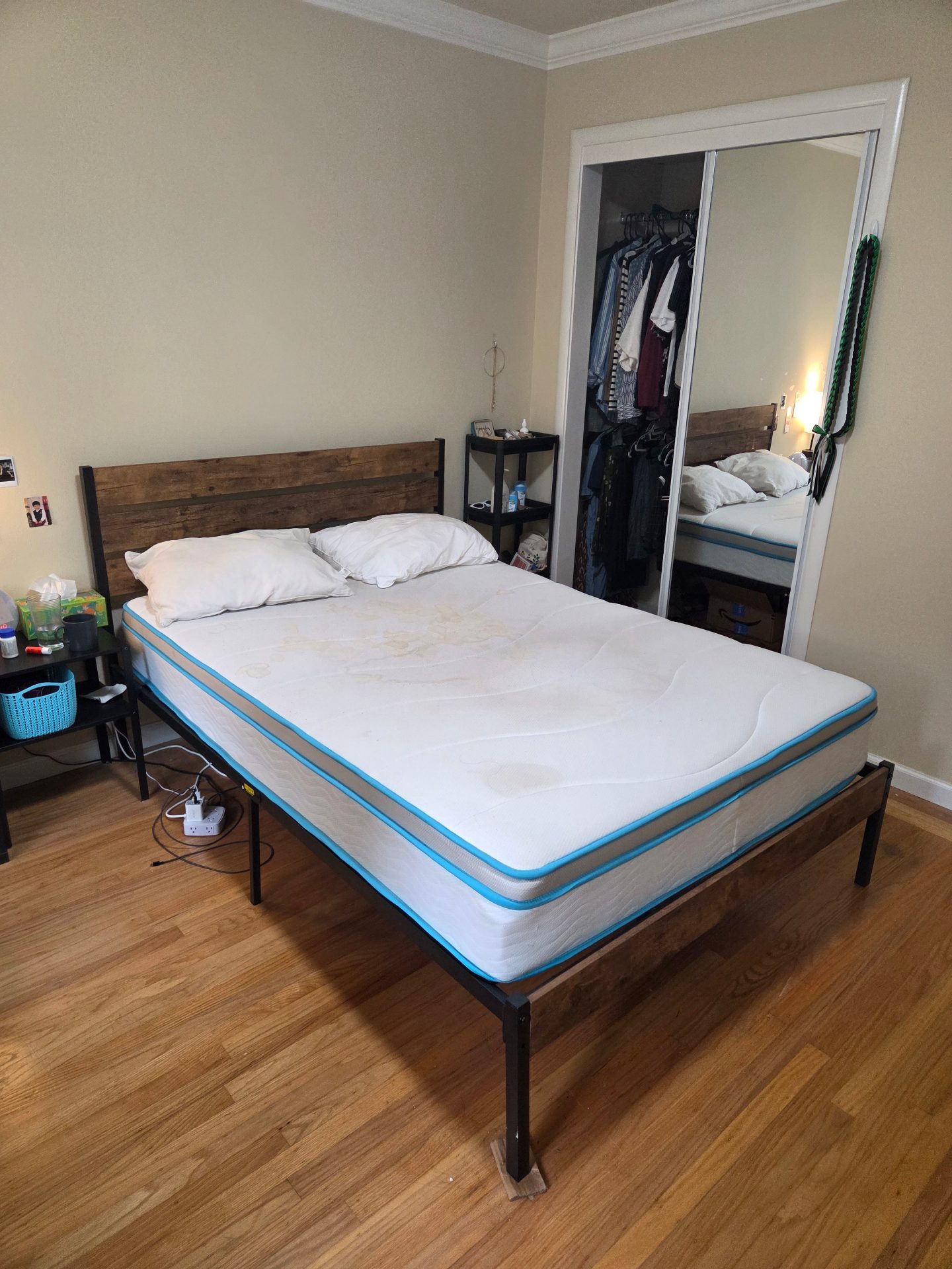 Free full bed 1