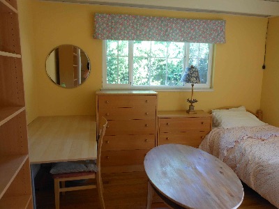 A furnished room for rent - Palo Alto Charleston Meadow Neighborhood 1