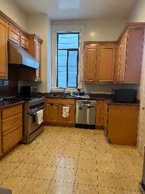 Looking for female roommate in SF 2