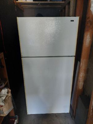 Hotpoint top-freezer refrigerator -  14 cu.ft. - $150 OBO 1
