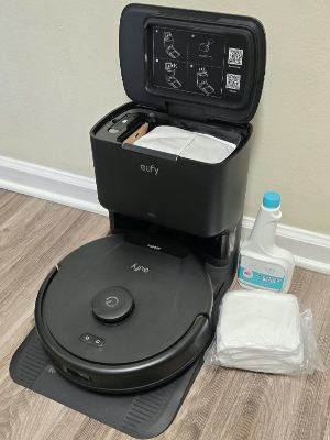 Eufy L60 Hybrid Robot Vacuum with Self Empty Station - drop off today or tomorrow only!! 2