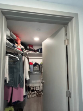 Single room in Los Angeles Sawtelle 4