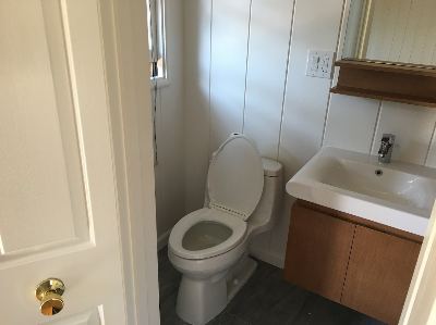Separate entry in-law suite for lease 4