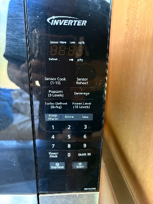 Microwave oven 4