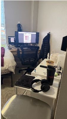 1bd1ba Room in 2bd2ba in San Carlos 2