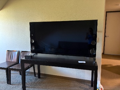 SEND OFFERS!! $300 OBO 55” Sony Television 1