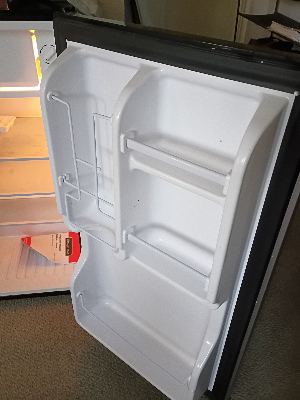 Mini Fridge 3