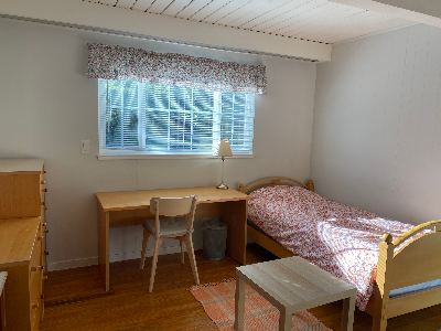 Private Room with a Private Bathroom in Palo Alto 1