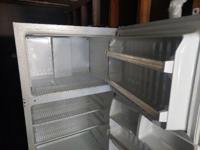 Hotpoint top-freezer refrigerator -  14 cu.ft. - $150 OBO 3