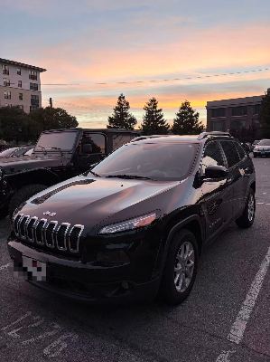 2015 Jeep SUV Cherokee Latitude 2.4L 85,000 miles only– $7900 2