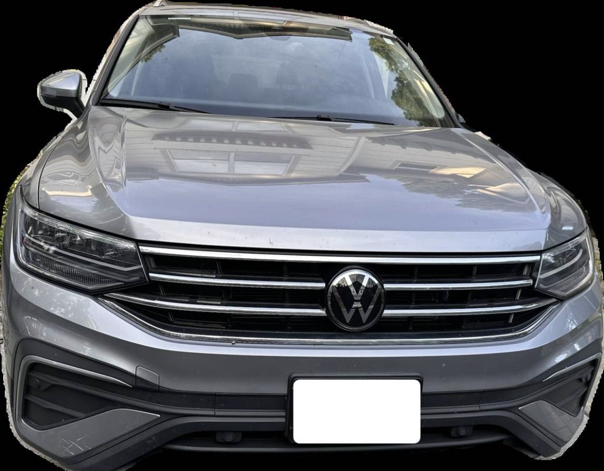 2024 Volkswagen Tiguan SE AWD. Low Miles, Loaded with Extras - $28,000 3