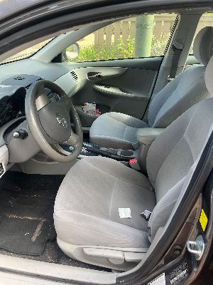 2010 Toyota Corolla Sedan - Reliable Campus Commuter 3
