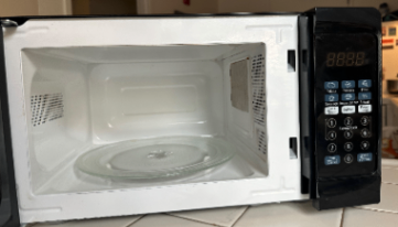Sunbeam microwave & Aroma rice cooker 2