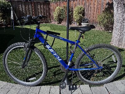 [Sold] 26'' mountain bike (with U lock) 1