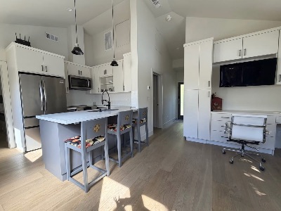 Furnished Room in 2BD/2BA Los Altos Available starting October 15th 2