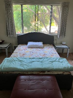 Looking for a roomate 1