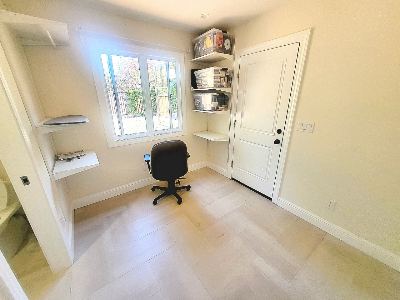 A small private room with private bath in Palo Alto 4