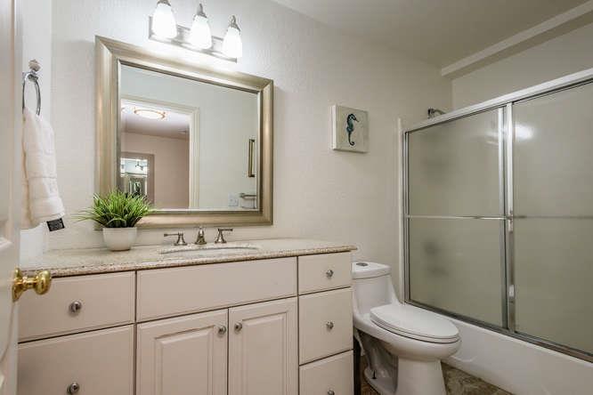 2bd/2ba apartment in Redwood City 4