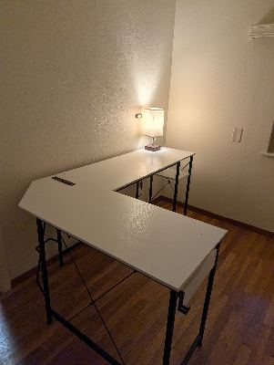 White Corner Desk(60% discount) 3