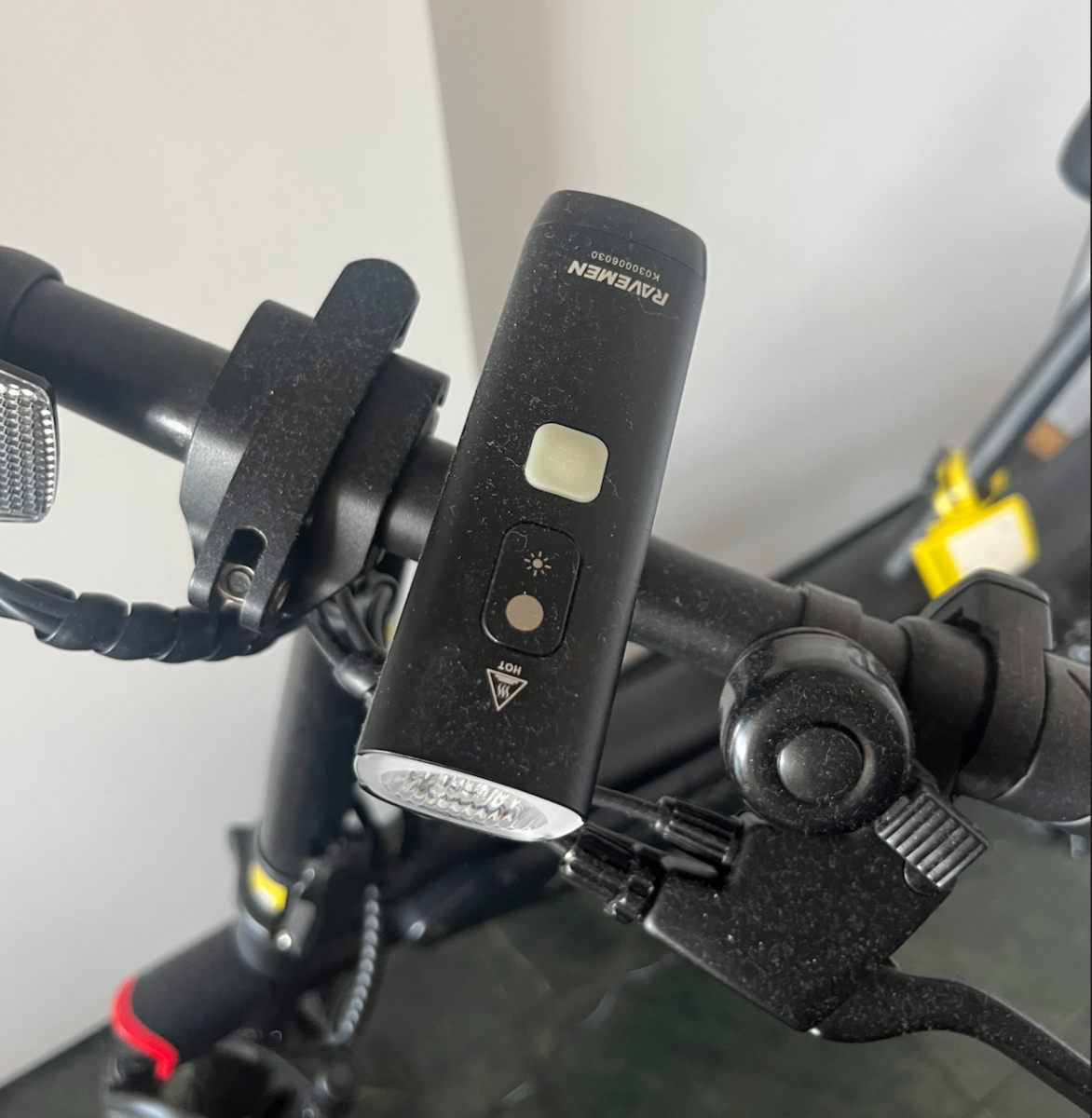 Barely used E-Bike/Helmet/Bike Light for Sale 2