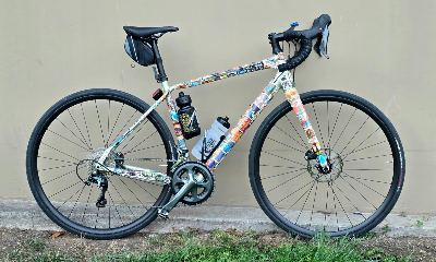 Road Bike Felt VR 40 size 54 2024 + helmet specialized, shimano M520 pedals, lights, etc 1