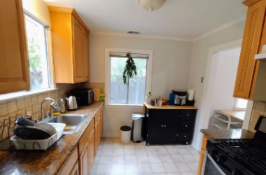Stylish Furnished Room, Facing Beautiful Ivy Outdoors, Redwood City 2