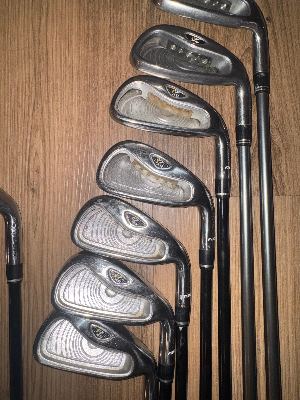 Taylormade Golf Club Set + TaylorMade Bag 2