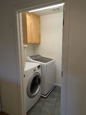 room available in spacious east palo alto home 3