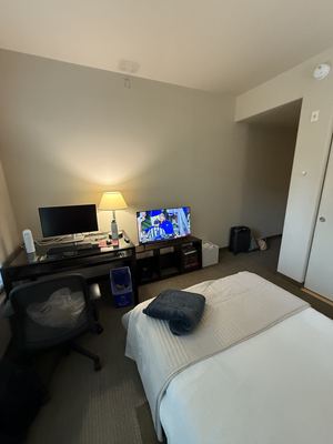 Room in Munger Premium 4BR - Jun-Sep (flexible) 2