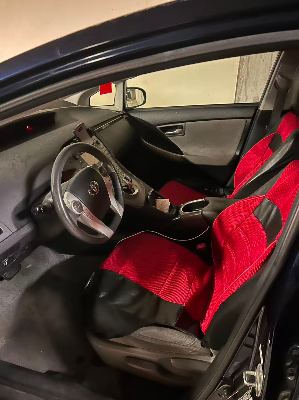 2014 Toyota Prius (Hybrid) for RENT 3