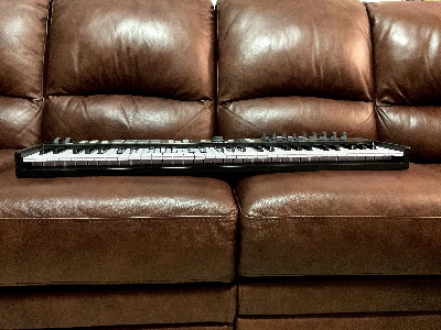 Arturia KeyLab 61 Essential mk1 MIDI Controller 2