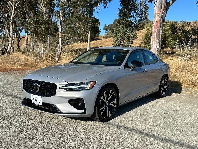 Flexible Monthly Vehicle Lease Available 3