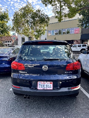 2013 Volkswagen Tiguan SUV - 2.0L Automatic 3