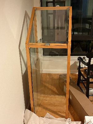 Free glass display cases 2