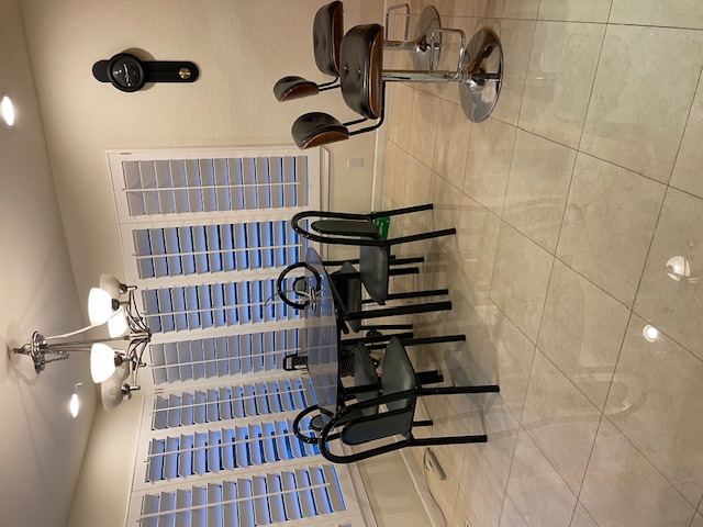 Furnished room in a lovely, safe, upscale neighborhood. Looking for a female housemate 2