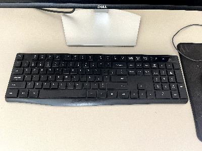 Dell Monitor and Keyboard set 3