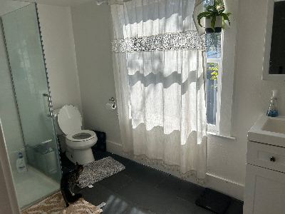 1 bedroom available in house near campus 4