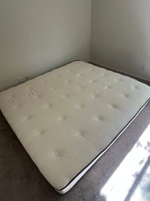 Avocado Vegan Mattress -- King Size 2