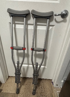 Used Adjustable Crutches for Sale 1