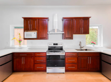 July Short-term sublease on a shared house near Cal Ave Station 3