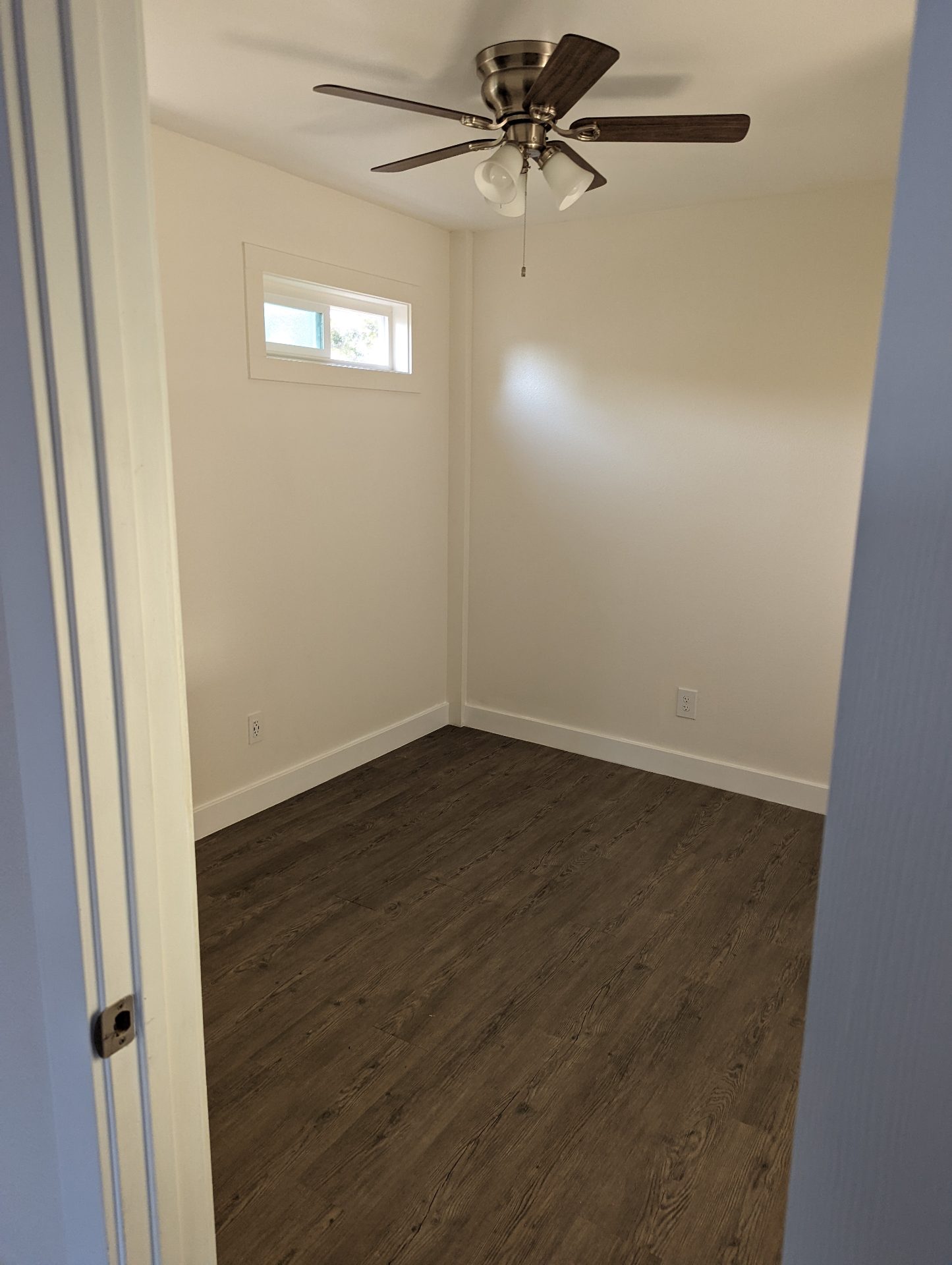 1 Bedroom Unit For Rent 3